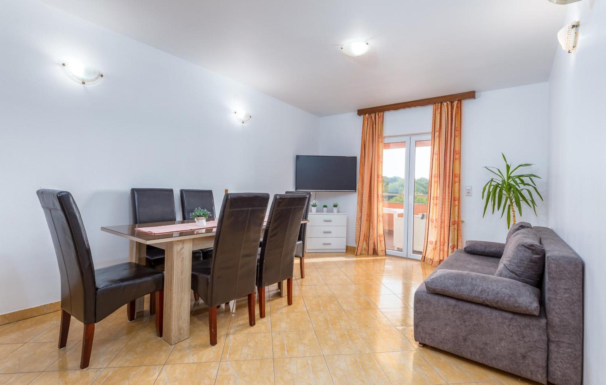 Arcobaleno Apartment *